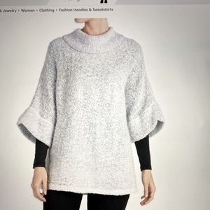 Coco & Carmen One size sweater